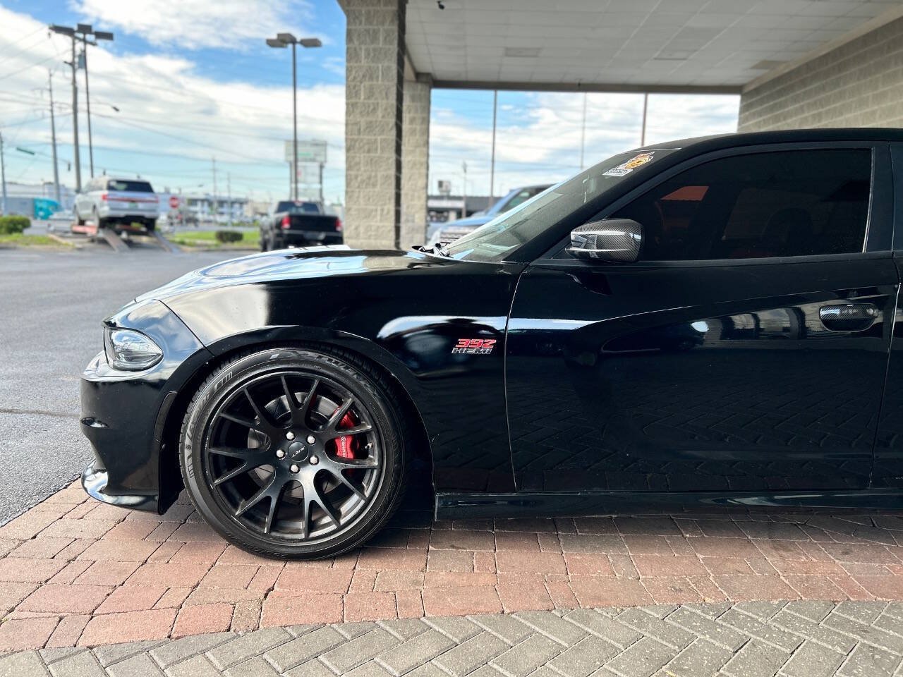 Used 2018 Dodge Charger R/T Scat Pack RWD image 5