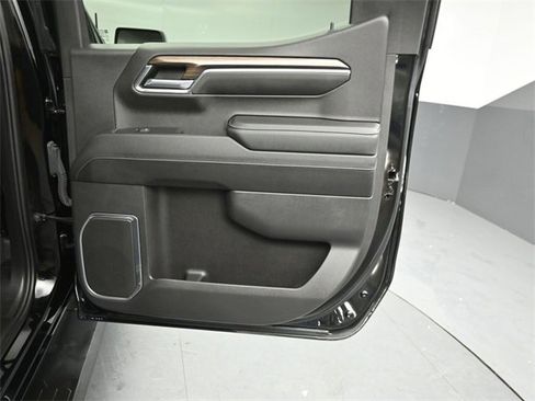 Used 2023 Chevrolet Silverado 1500 LT image 26