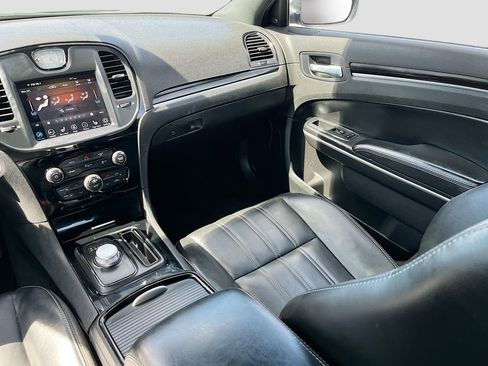 Used 2021 Chrysler 300 S image 23