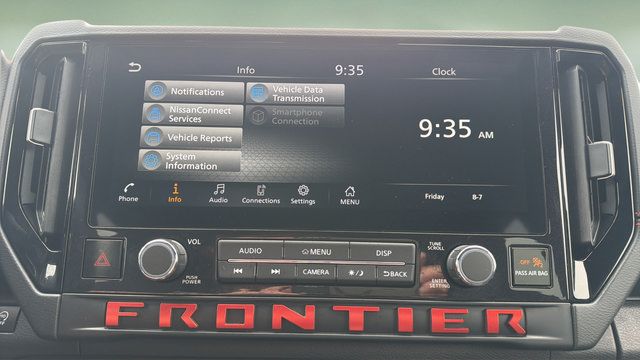 Used 2026 Nissan Frontier PRO-4X AWD/4WD image 14