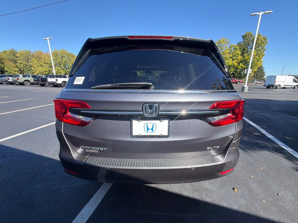 Certified 2024 Honda Odyssey Elite image 4