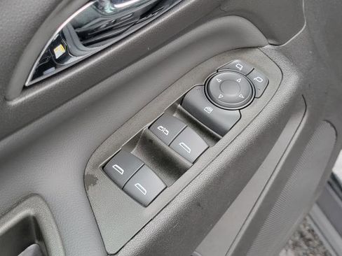 Used 2024 Chevrolet Equinox LT image 6