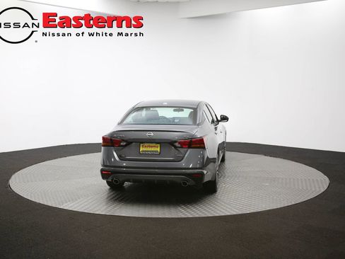 Used 2024 Nissan Altima 2.5 SV w/ SV Premium Package AWD/4WD image 38