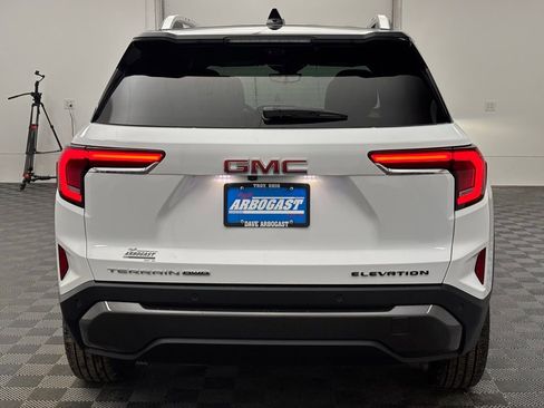 New 2026 GMC Terrain Elevation w/ Elevation Premium Package image 9