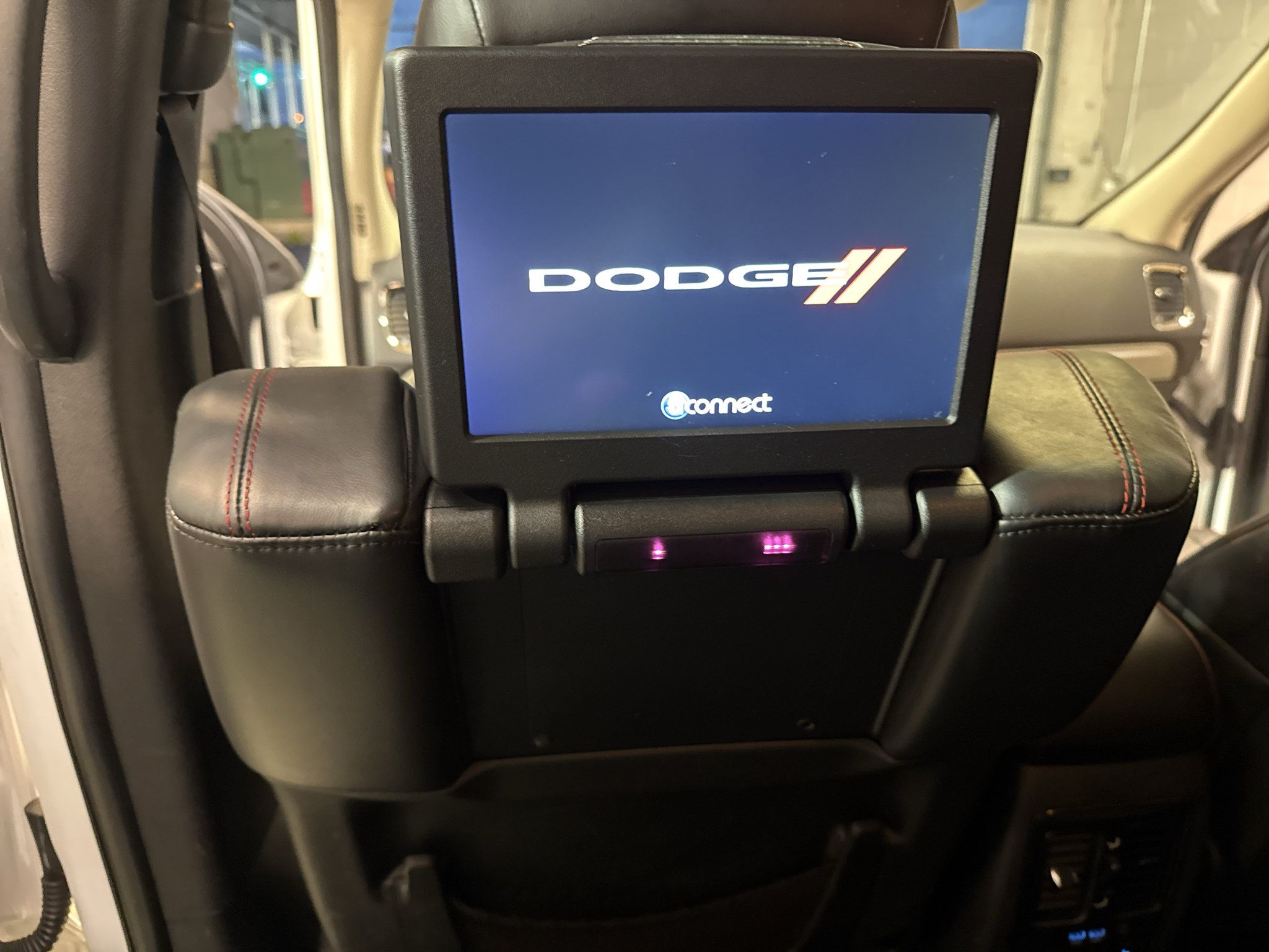 Used 2018 Dodge Durango GT AWD/4WD image 27