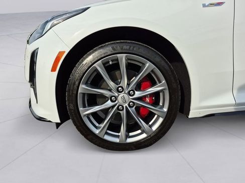 Used 2024 Cadillac CT5 V w/ Premium Package AWD/4WD image 9
