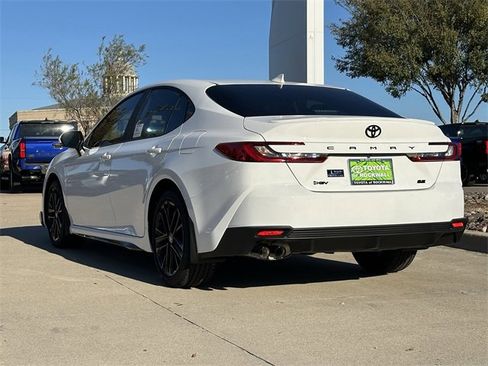 New 2026 Toyota Camry SE w/ Convenience Package image 3