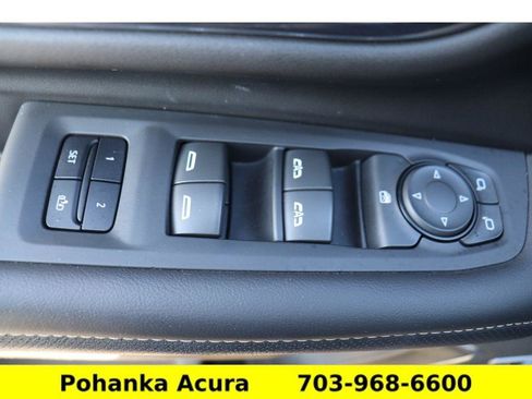 Used 2023 GMC Yukon SLT image 22