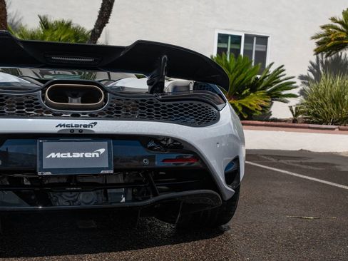 New 2026 McLaren 750S image 31
