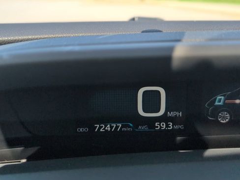 Used 2017 Toyota Prius Two w/ Carpet Mat Package FWD image 17