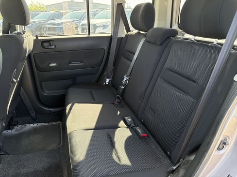 Used 2005 Scion xB FWD image 19
