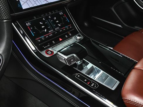 Used 2024 Audi S8 w/ S8 Comfort Plus Package image 49