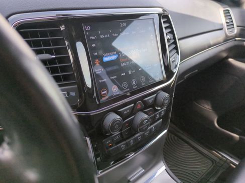 Used 2021 Jeep Grand Cherokee Limited AWD/4WD image 29
