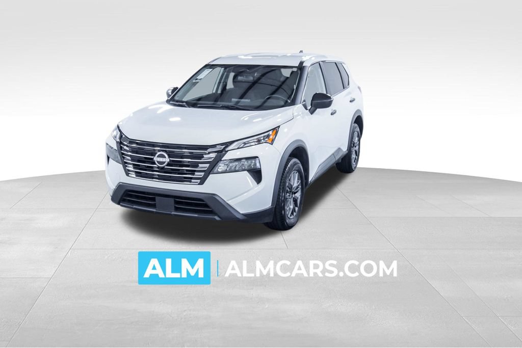 Used 2024 Nissan Rogue S FWD image 1
