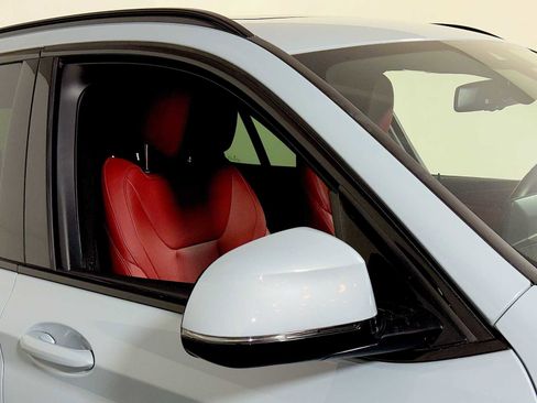 Certified 2023 BMW X3 xDrive30i w/ M Sport Package image 31