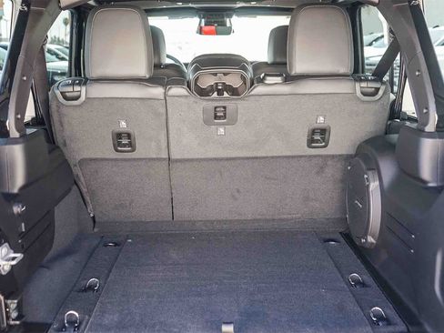 New 2026 Jeep Wrangler Unlimited Rubicon w/ Safety Group image 11