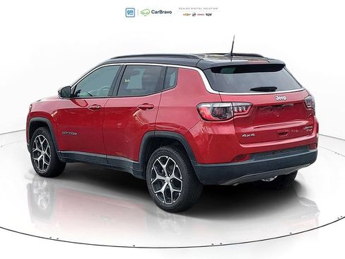 Used 2024 Jeep Compass Limited AWD/4WD image 4