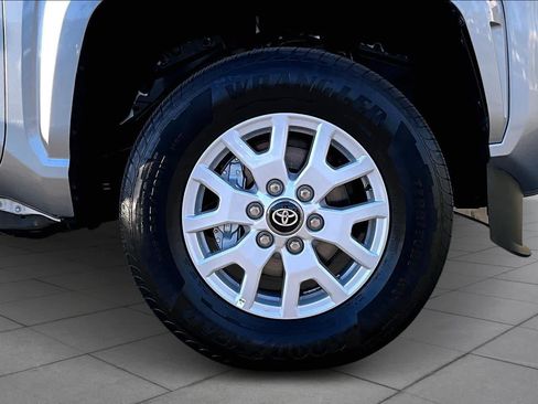 Used 2026 Toyota Tacoma SR5 image 10
