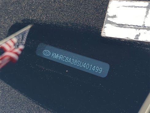 New 2025 Hyundai Venue Limited image 32