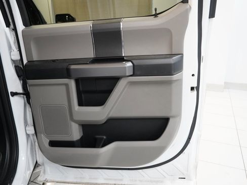 Used 2019 Ford F150 XLT w/ Trailer Tow Package image 26