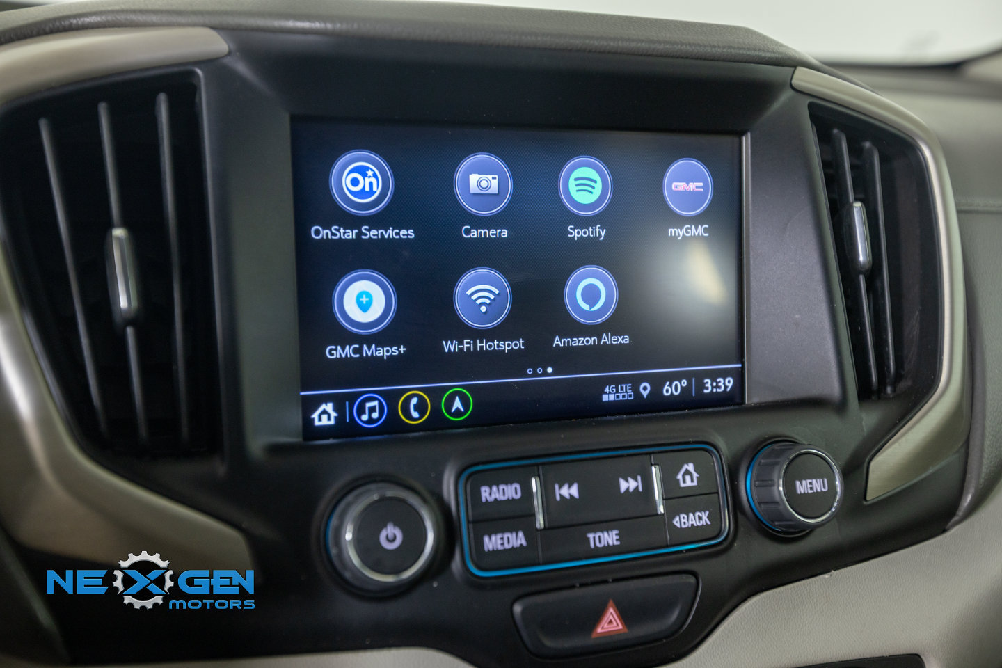 Used 2018 GMC Terrain Denali w/ Advanced Safety Package FWD image 22