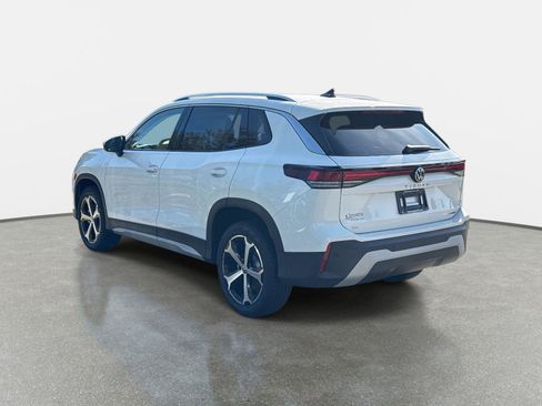 New 2025 Volkswagen Tiguan SE image 7