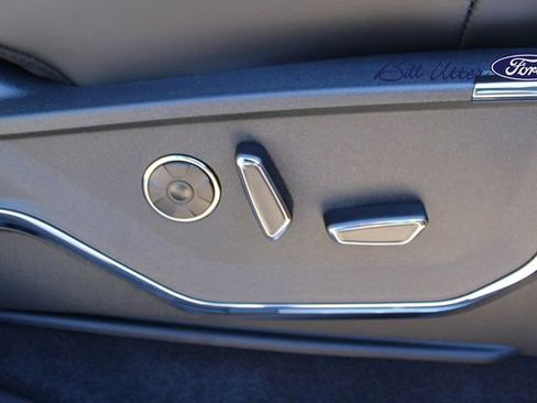 New 2025 Ford F150 Platinum w/ FX4 Off-Road Package image 10