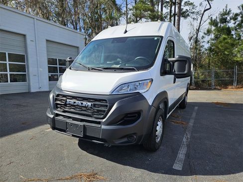 Used 2023 RAM ProMaster 2500 image 2