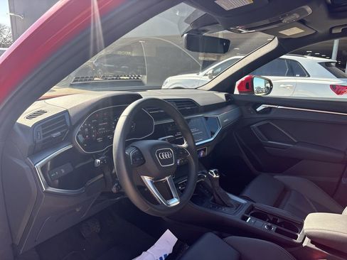 Used 2025 Audi Q3 2.0T Premium w/ Convenience Package image 12