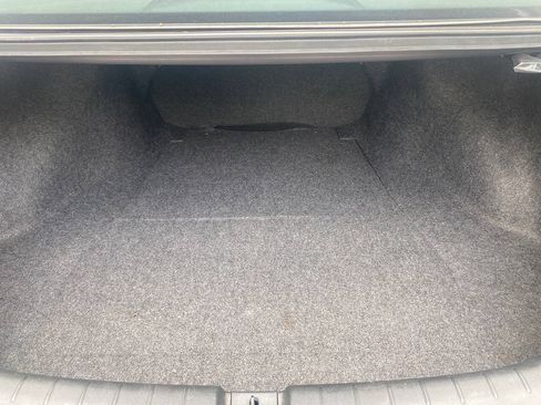 Used 2017 Honda Accord LX image 32
