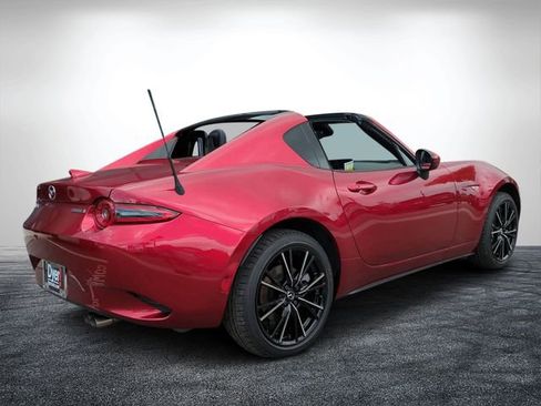 New 2026 MAZDA MX-5 Miata RF Grand Touring RWD image 3