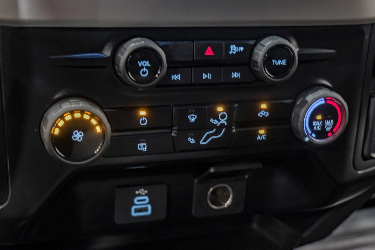 Used 2025 Ford F350 XL AWD/4WD image 25