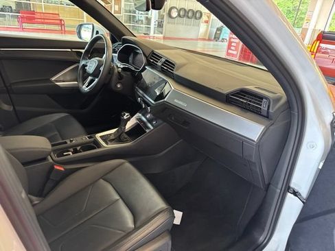 Used 2025 Audi Q3 2.0T Premium AWD/4WD image 13