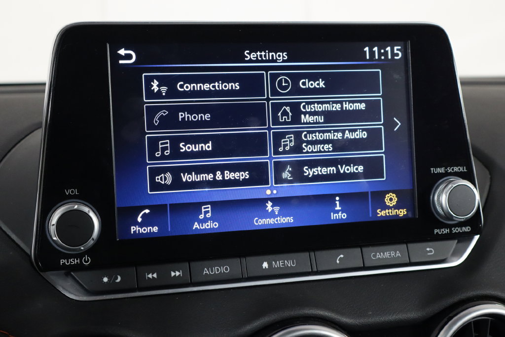 Used 2025 Nissan Sentra SR FWD image 32