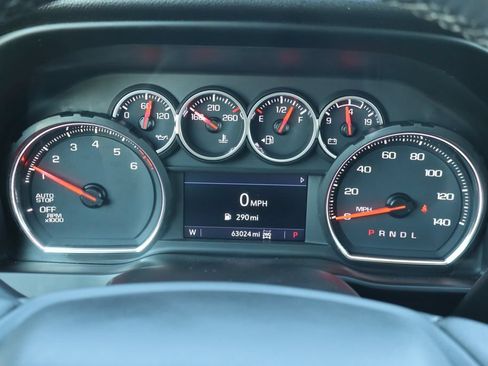 Used 2021 Chevrolet Silverado 1500 LT AWD/4WD image 32
