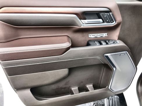 Used 2024 GMC Sierra 1500 Denali w/ Denali Reserve Package image 13