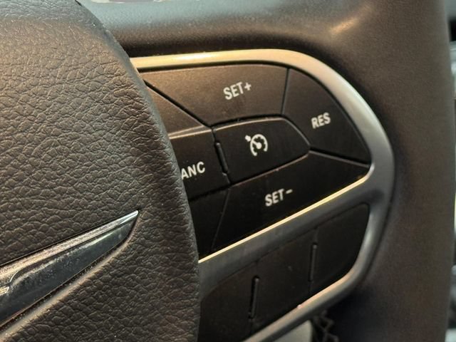 Used 2024 Chrysler Voyager LX FWD image 13