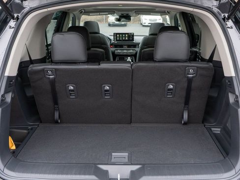 New 2026 Honda Pilot Touring image 13