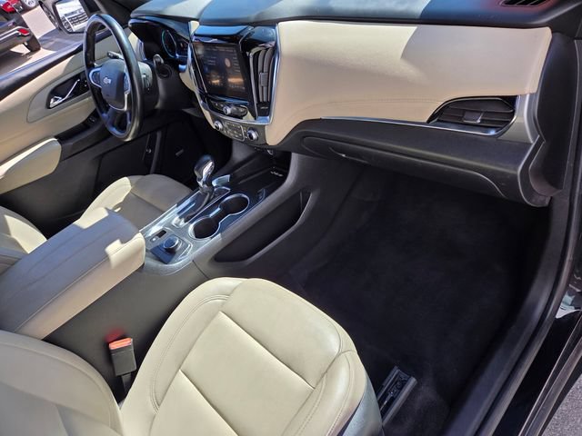 Certified 2023 Chevrolet Traverse LT w/ LT Premium Package AWD/4WD image 17