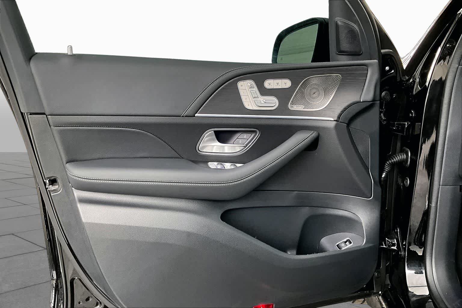 New 2026 Mercedes-Benz GLE 53 AMG 4MATIC image 15