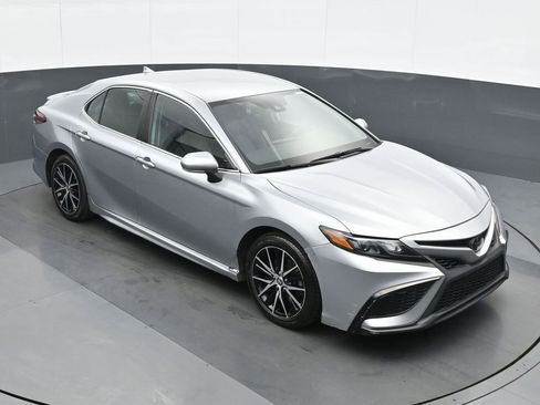 Used 2023 Toyota Camry SE FWD image 24