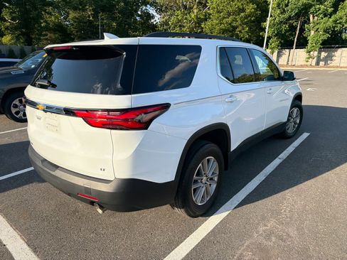 Used 2023 Chevrolet Traverse LT w/ LPO, Floor Liner Package AWD/4WD image 3