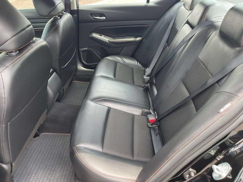 Used 2022 Nissan Altima 2.5 SR FWD image 26