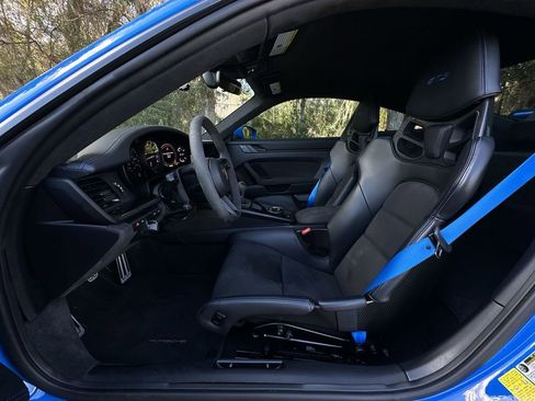 Used 2022 Porsche 911 GT3 image 15