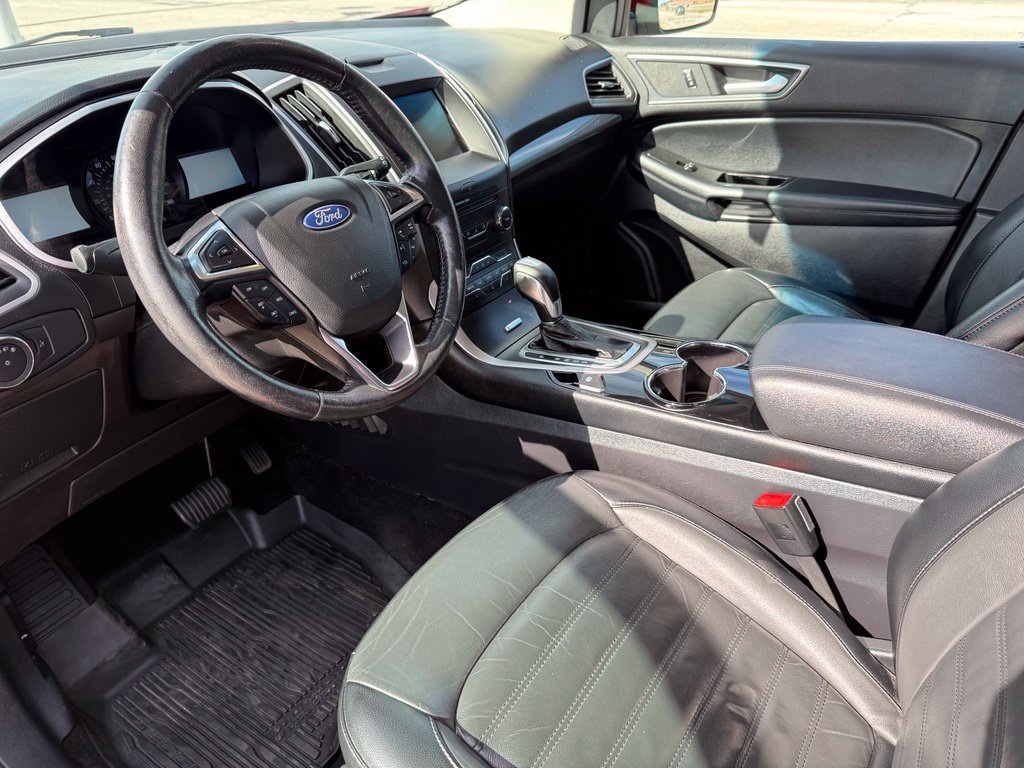 Used 2018 Ford Edge SEL w/ Equipment Group 201A AWD/4WD image 26