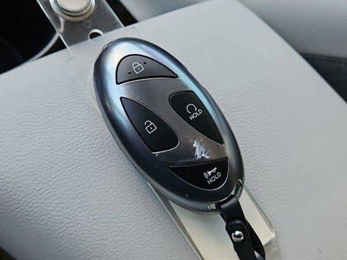 New 2026 Hyundai Elantra Limited image 36