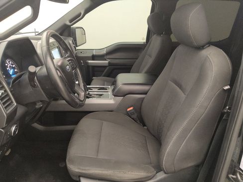 Used 2018 Ford F150 XLT w/ Equipment Group 302A Luxury AWD/4WD image 17