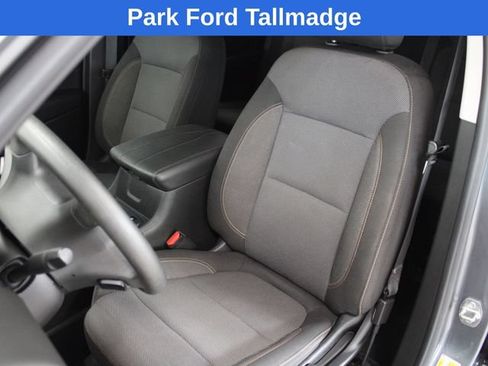 Used 2021 Chevrolet Traverse LS FWD image 12