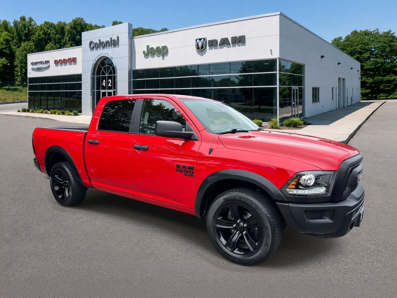 Used 2024 RAM 1500 Warlock AWD/4WD image 3