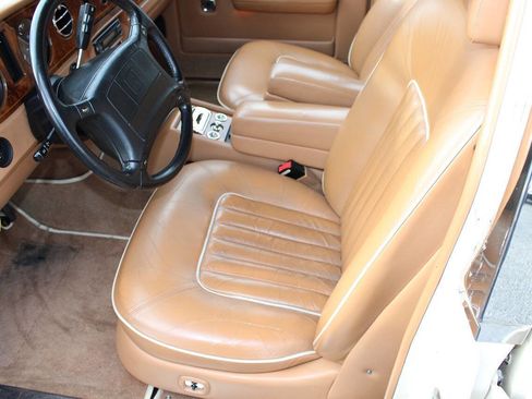 Used 1991 Rolls-Royce Silver Spur II image 27